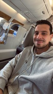 Profesor Thom Haye Pede di Laga Vs Australia