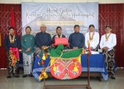 Bupati Sleman Harda Kiswaya Terima Uburampe Upacara Adat Labuhan Merapi