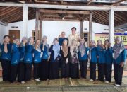 Dari Pajimatan, Lansia Menata Masa Tua Lewat Sekolah dan Semangat Belajar Bersama