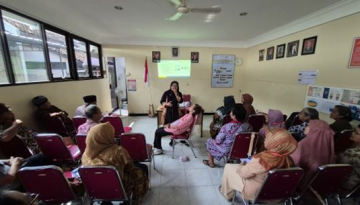 Sekolah Lansia Jogja Menguat, Lansia Tetap Berdaya di Usia Senja