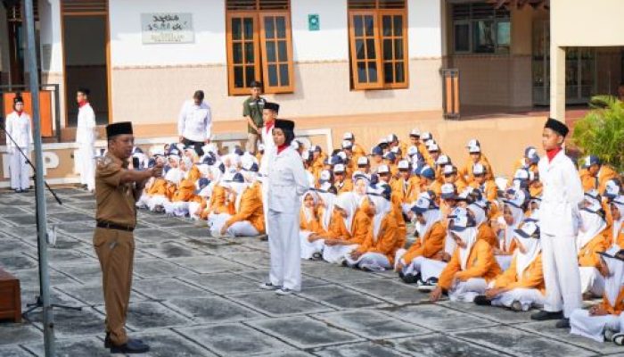 Kesbangpol Goes to School Kulon Progo Perkuat Wawasan Kebangsaan